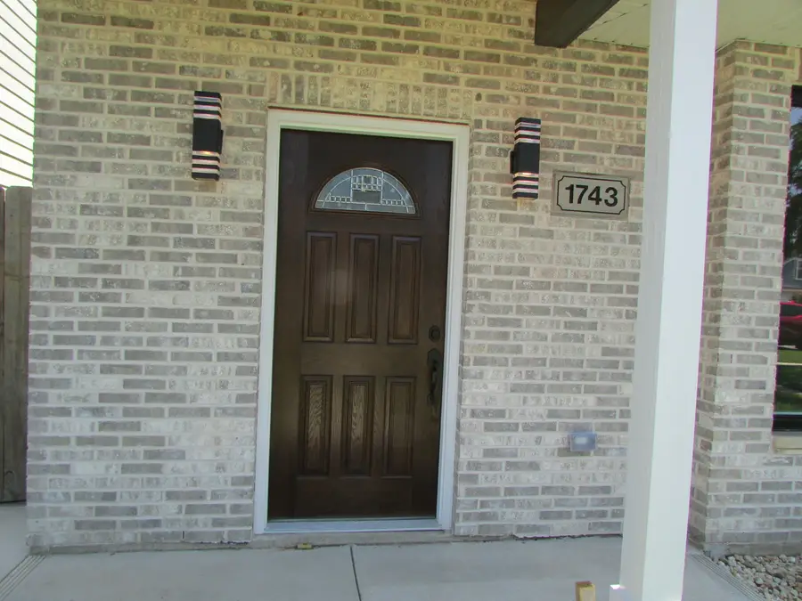 1743 N 34th Avenue, Stone Park, IL 60165 - #3