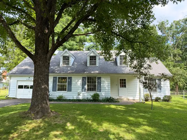 2009 W Norwood Drive, Carbondale, IL 62901