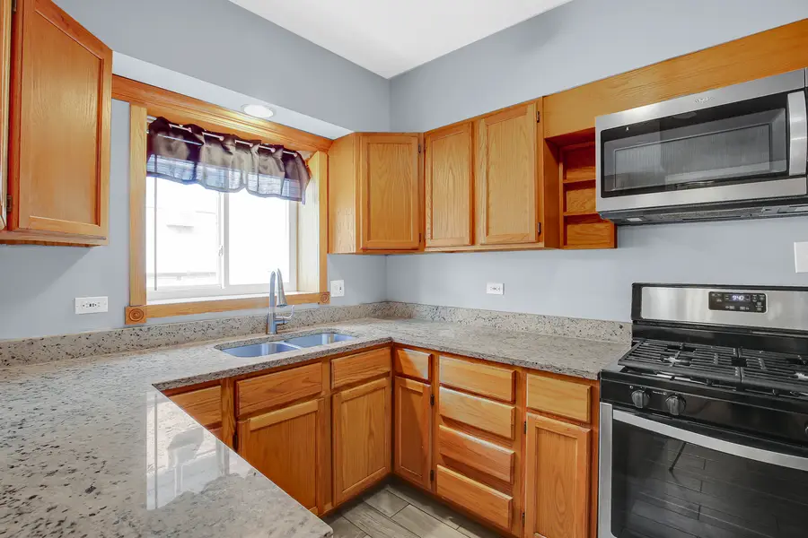 10433 S Hale Avenue #1A, Chicago, IL 60643 - #3