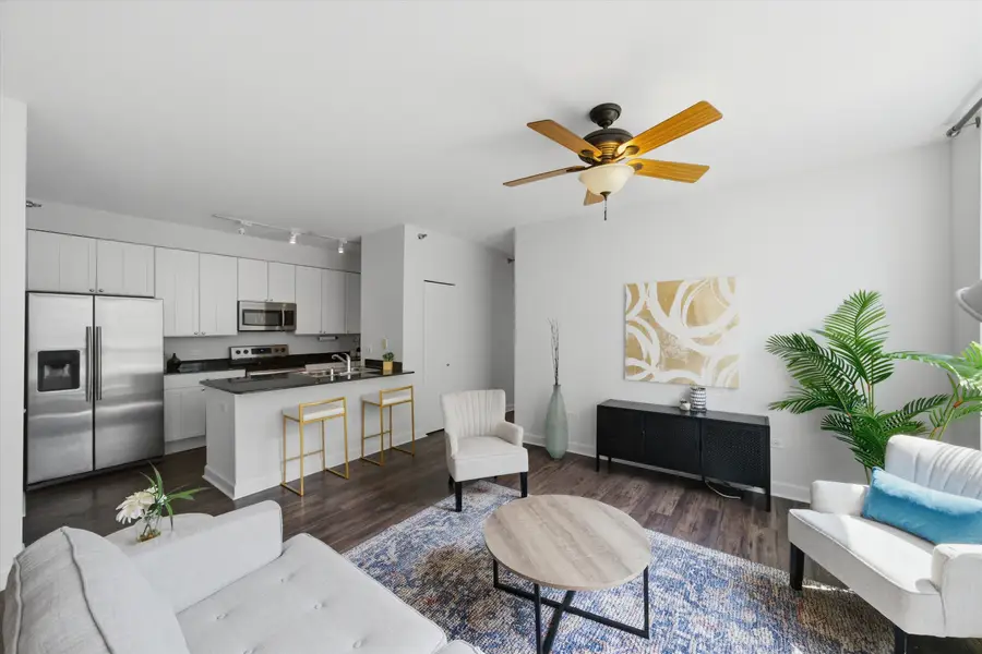 421 W Huron Street #1009, Chicago, IL 60654 - #2