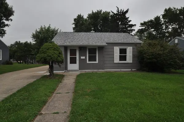 1852 North Street, Bettendorf, IA 52722