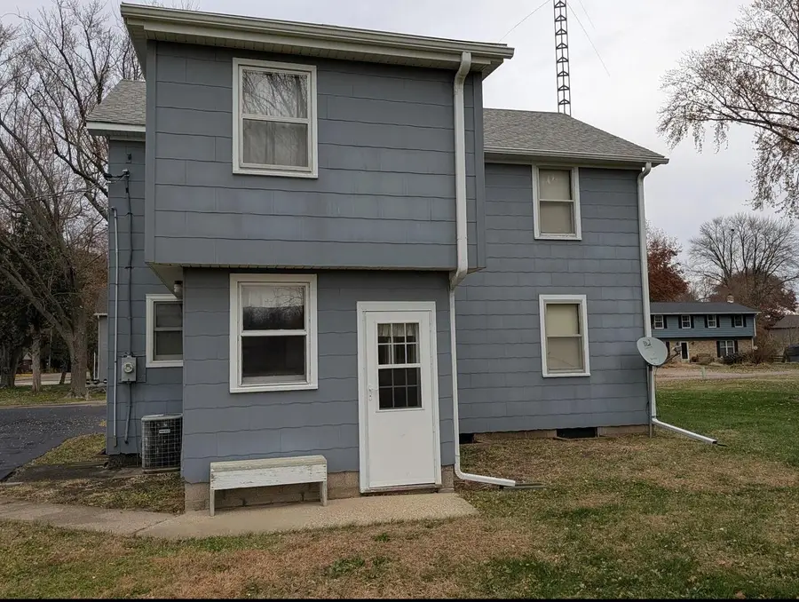 3793 W Cedar Street, Dixon, IL 61021 - #2