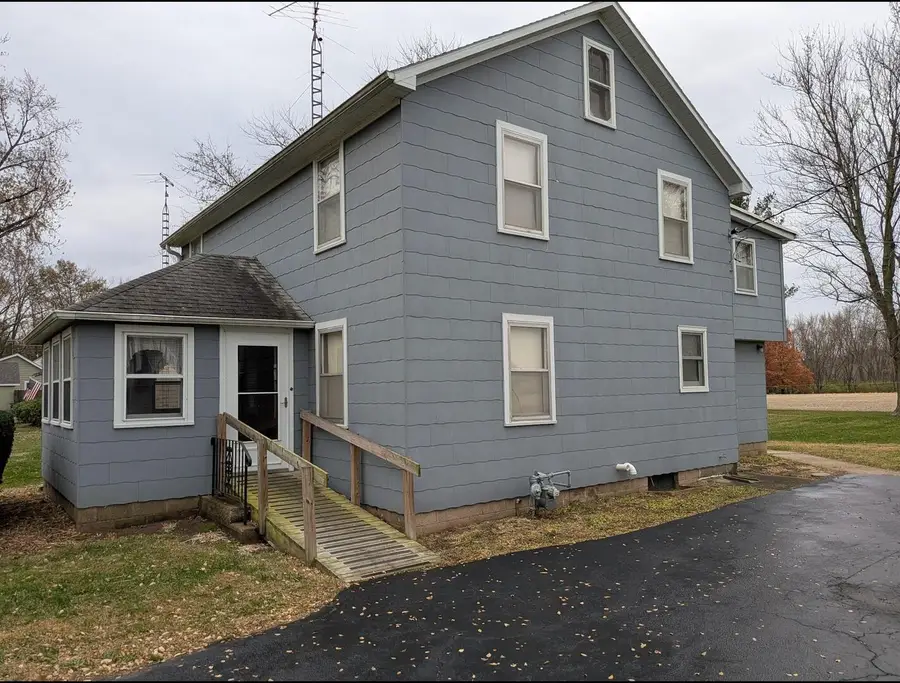 3793 W Cedar Street, Dixon, IL 61021 - #3