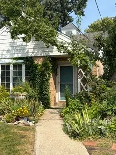 350 Ridgewood Avenue, Glen Ellyn, IL 60137 - #3