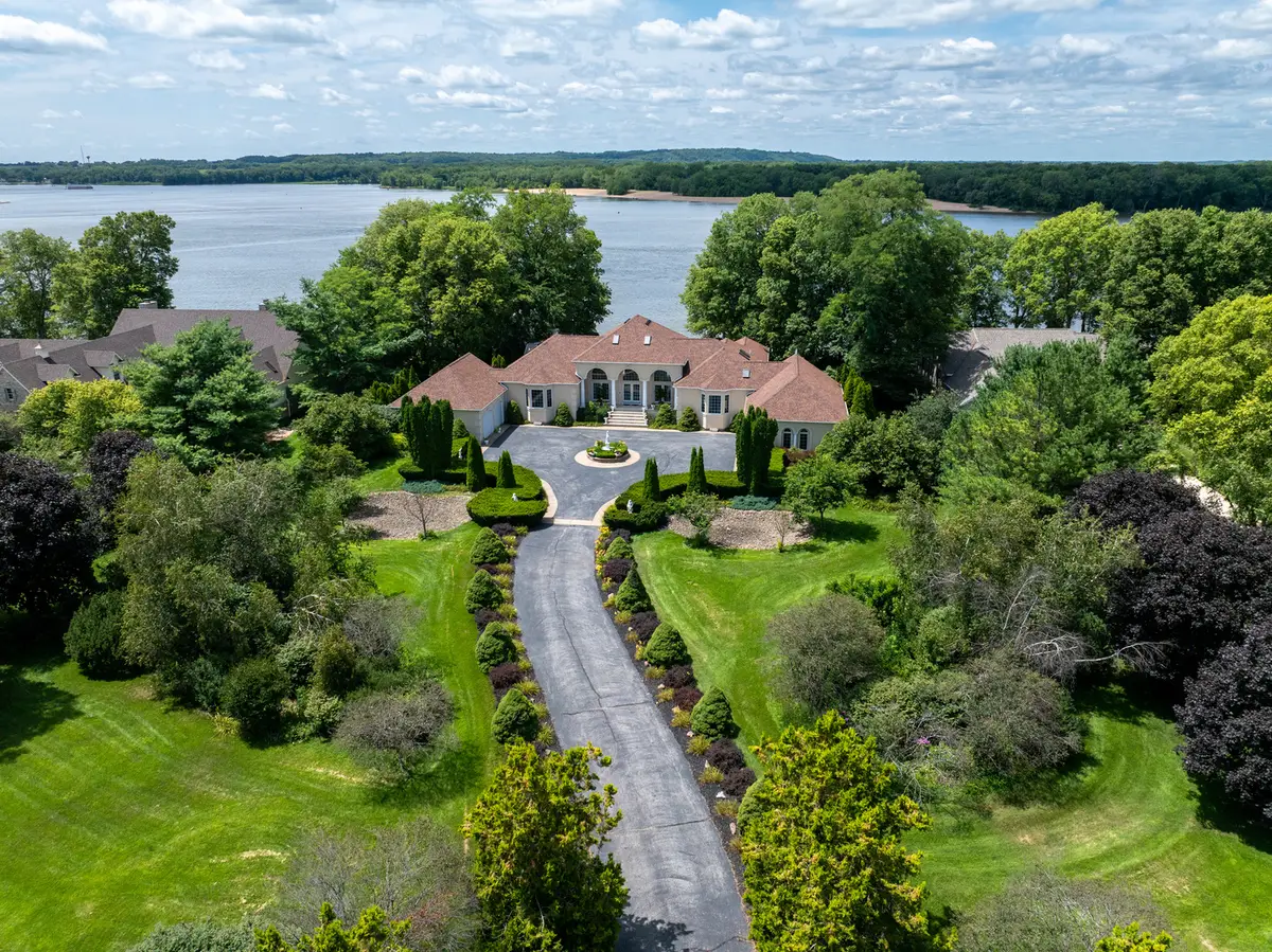16908 River Road N, Cordova, IL 61242 - #1