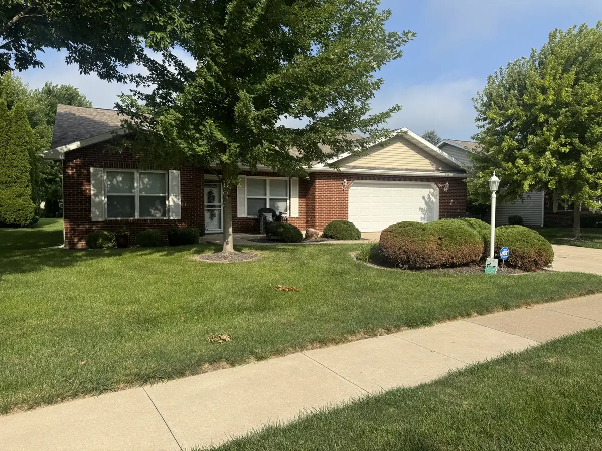 2806 Becker Drive, Peru, IL 61354 - #1