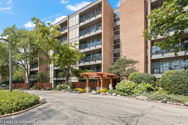 5950 Oakwood Drive #6F, Lisle, IL 60532