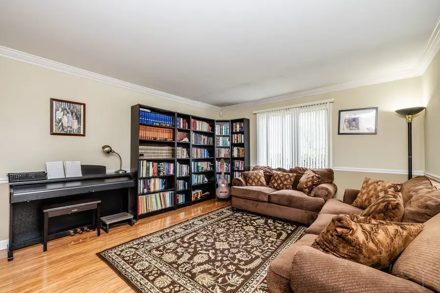 2016 Raleigh Place, Hoffman Estates, IL 60169 - #2