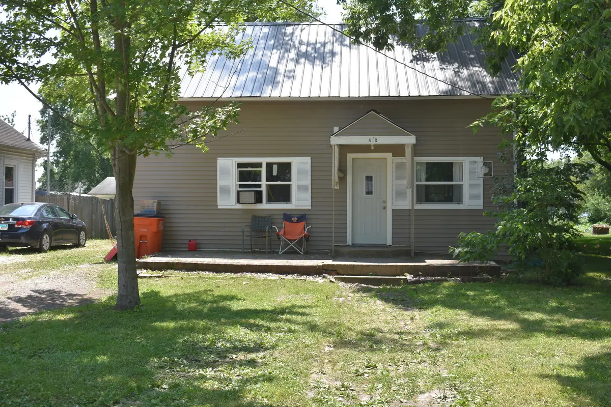 415 W Main, Arcola, IL 61910 - #1
