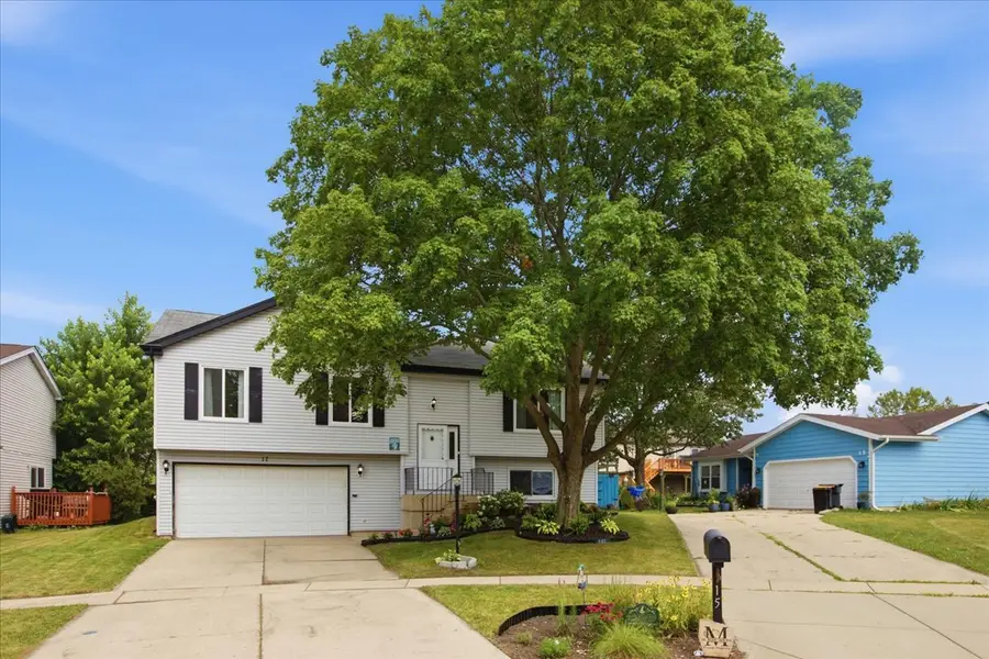 17 Windgate Court, Streamwood, IL 60107 - #2
