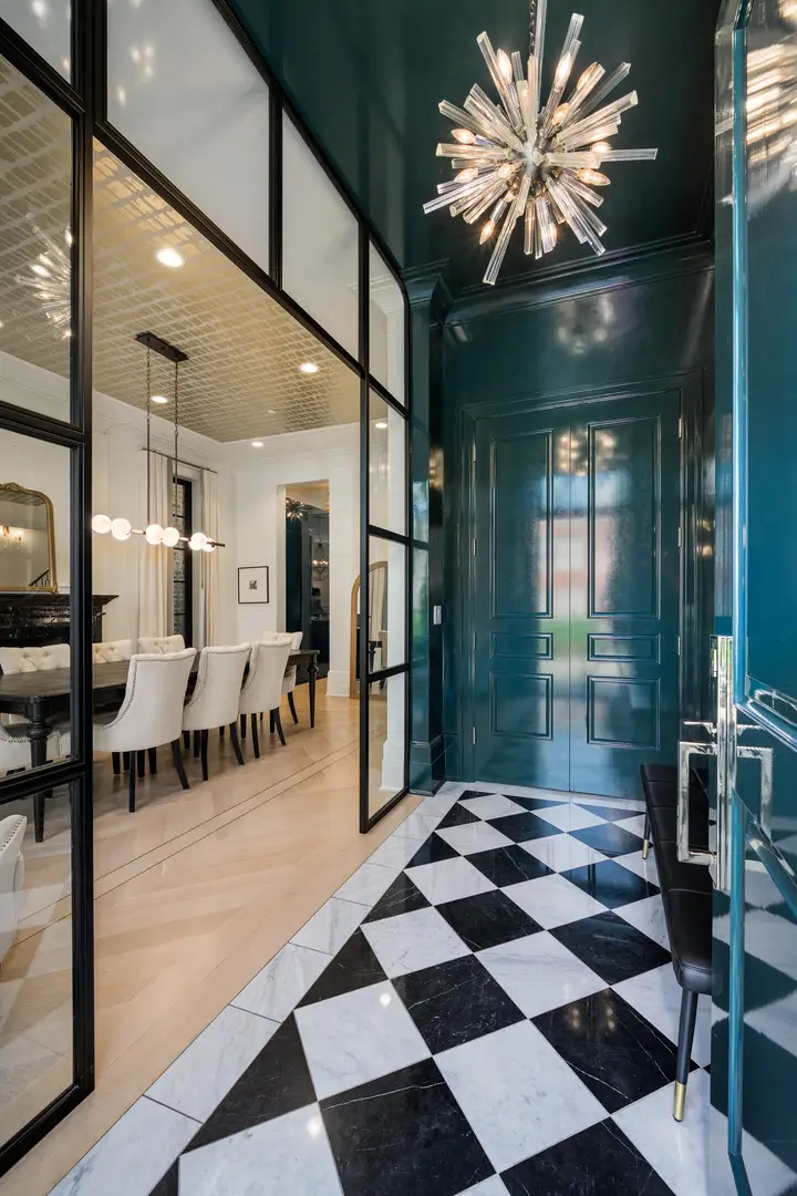 Address Withheld By Seller, Chicago, IL 60614 - #3