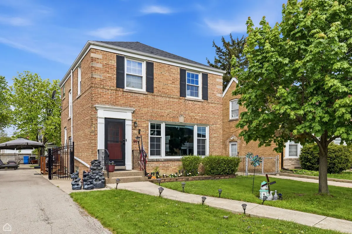 4834 N Mulligan Avenue, Chicago, IL 60630 - #1
