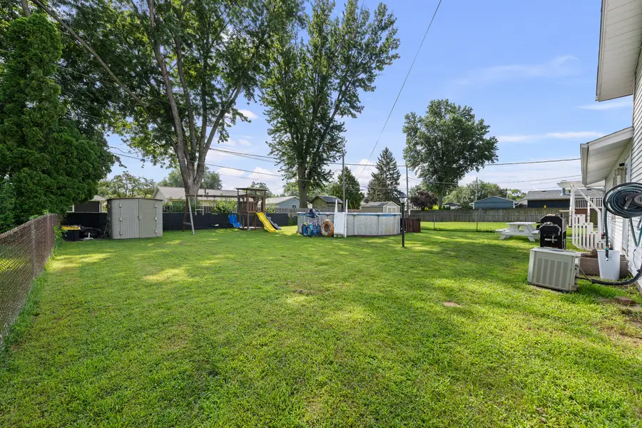3121 Greenbrier Drive, Bettendorf, IA 52722 - #2