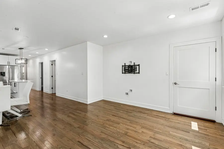 3806 W Armitage Avenue, Chicago, IL 60647 - #2