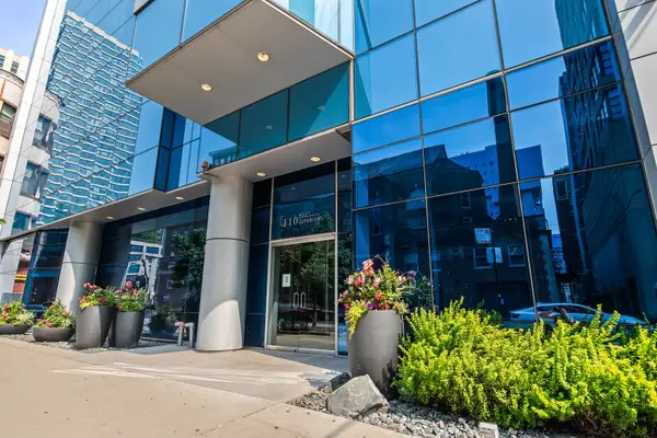 110 W Superior Street #1602, Chicago, IL 60654