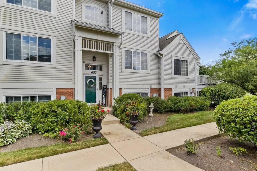 657 S Parkside Drive, Round Lake, IL 60073 - #2