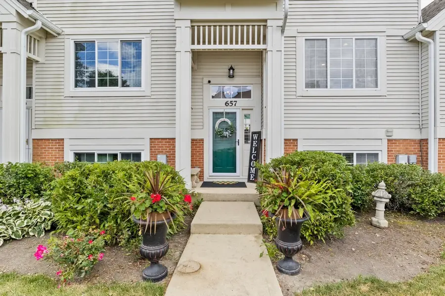 657 S Parkside Drive, Round Lake, IL 60073 - #3