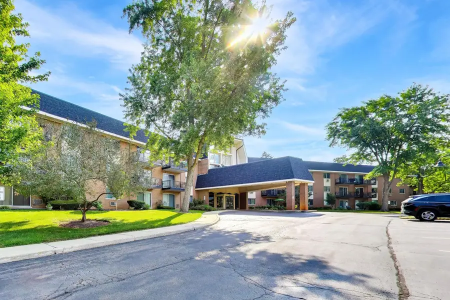 1198 Royal Glen Drive #114B, Glen Ellyn, IL 60137 - #2