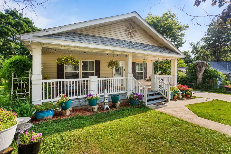 410 Franklin Street, Mahomet, IL 61853 - #2