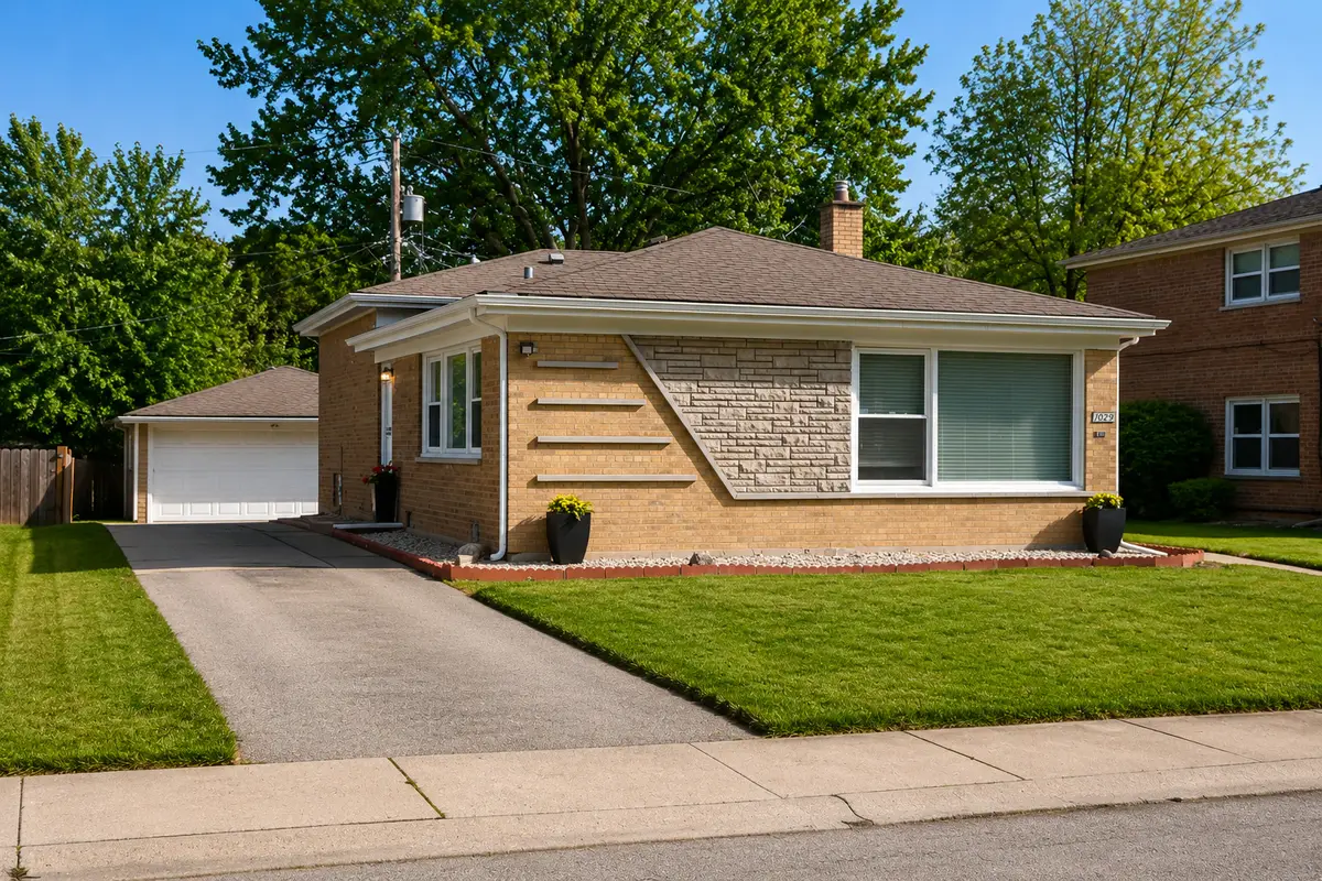 1029 Riverview Drive, South Holland, IL 60473 - #1