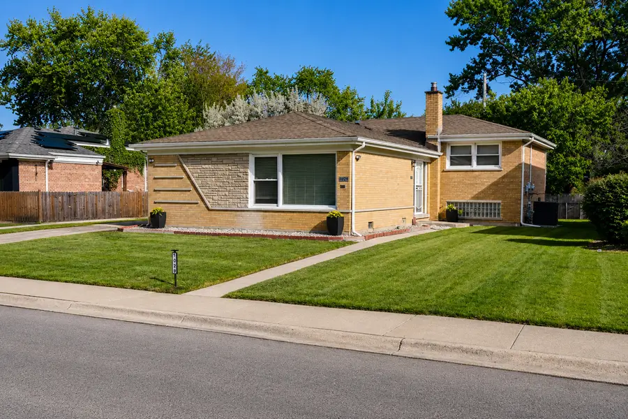1029 Riverview Drive, South Holland, IL 60473 - #2