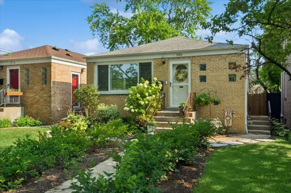 1914 Warren Street, Evanston, IL 60202