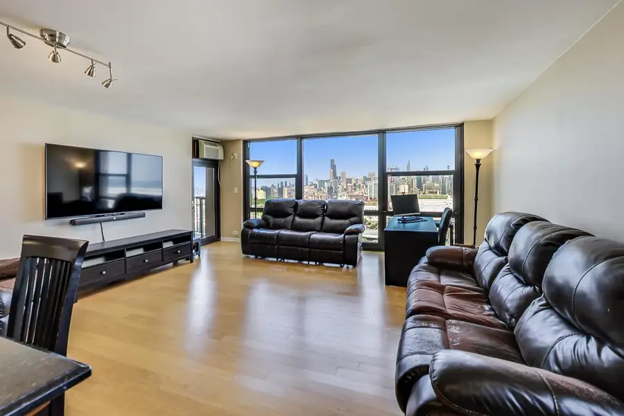 2605 S Indiana Avenue #2205, Chicago, IL 60616 - #3
