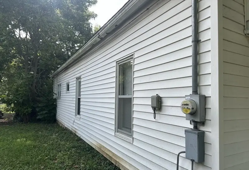 706 N Victor Street, Christopher, IL 62822 - #3