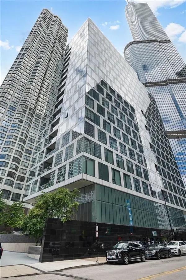 403 N Wabash Avenue #10B, Chicago, IL 60611
