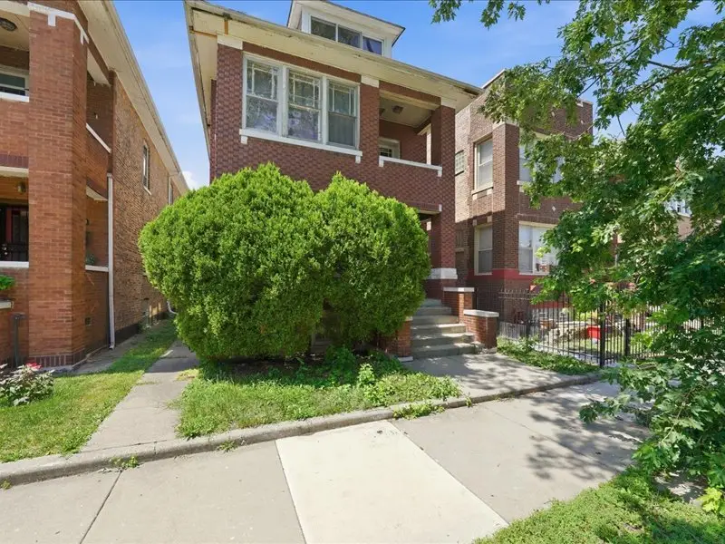 6734 S Maplewood Avenue, Chicago, IL 60629 - #2