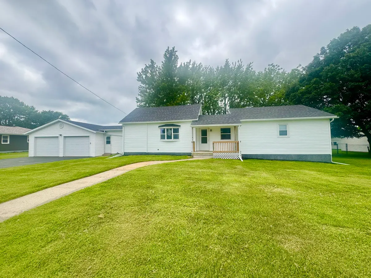 248 SE 3rd Street, Woodhull, IL 61490 - #1