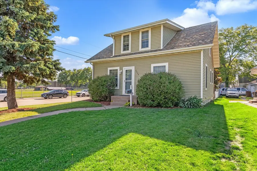 2226 15 1/2 Street, Rock Island, IL 61201 - #2
