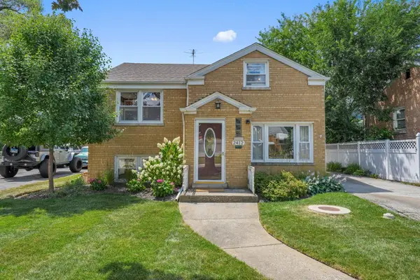 2412 S 23rd Avenue, Broadview, IL 60155
