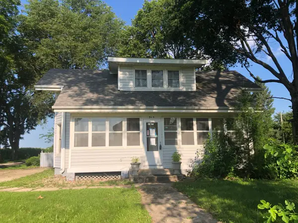 315 S Main Avenue, Minier, IL 61759