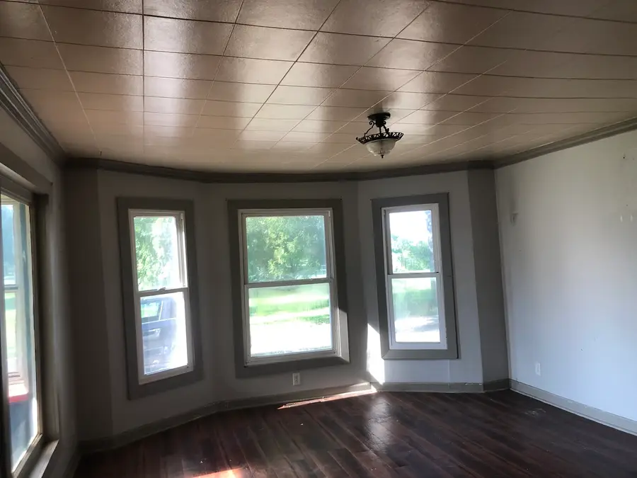 315 S Main Avenue, Minier, IL 61759 - #2