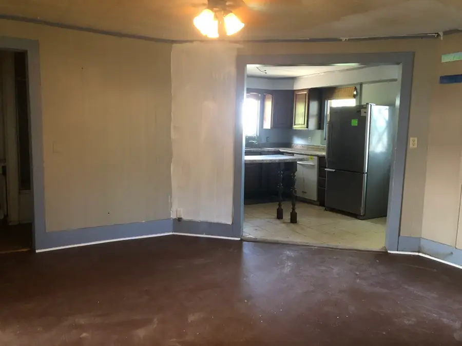 315 S Main Avenue, Minier, IL 61759 - #3