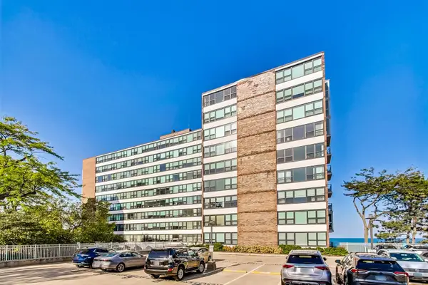 1616 Sheridan Road #6D, Wilmette, IL 60091
