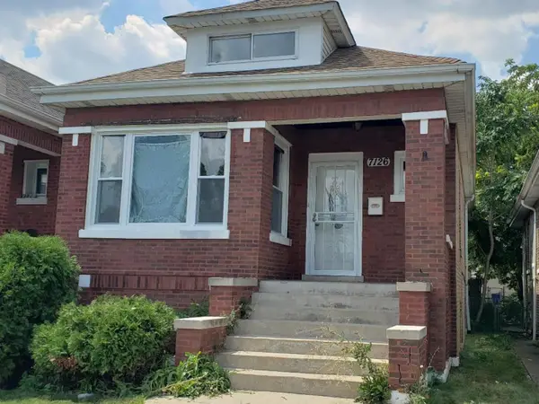 7126 S Claremont Avenue, Chicago, IL 60636