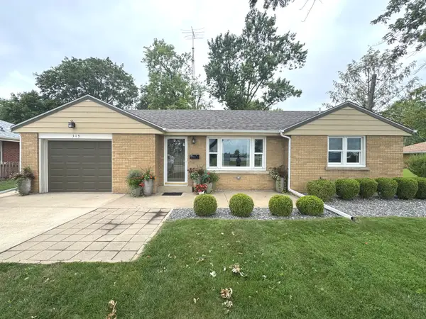 315 W Brookmont Boulevard, Bradley, IL 60915