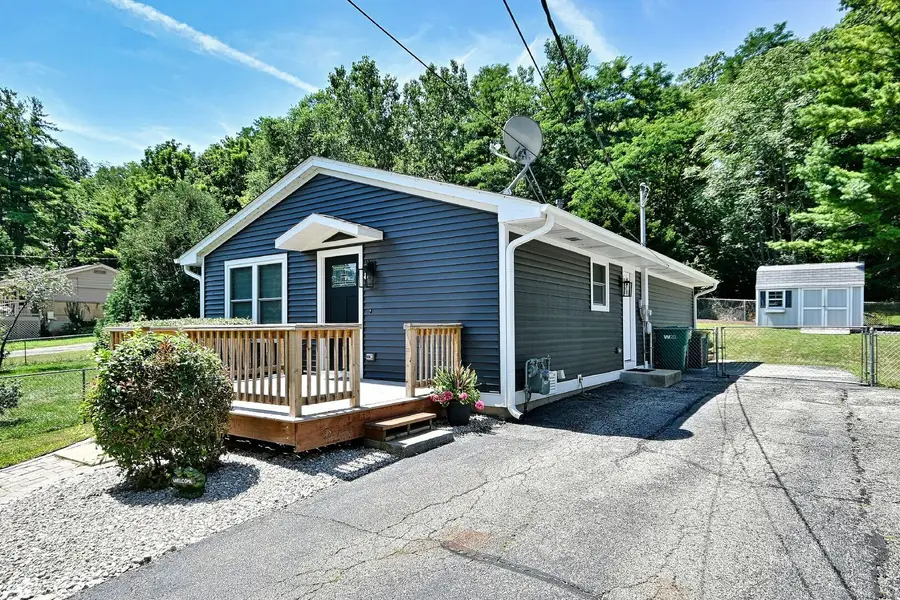 42 S Hickory Avenue, Fox Lake, IL 60020 - #2