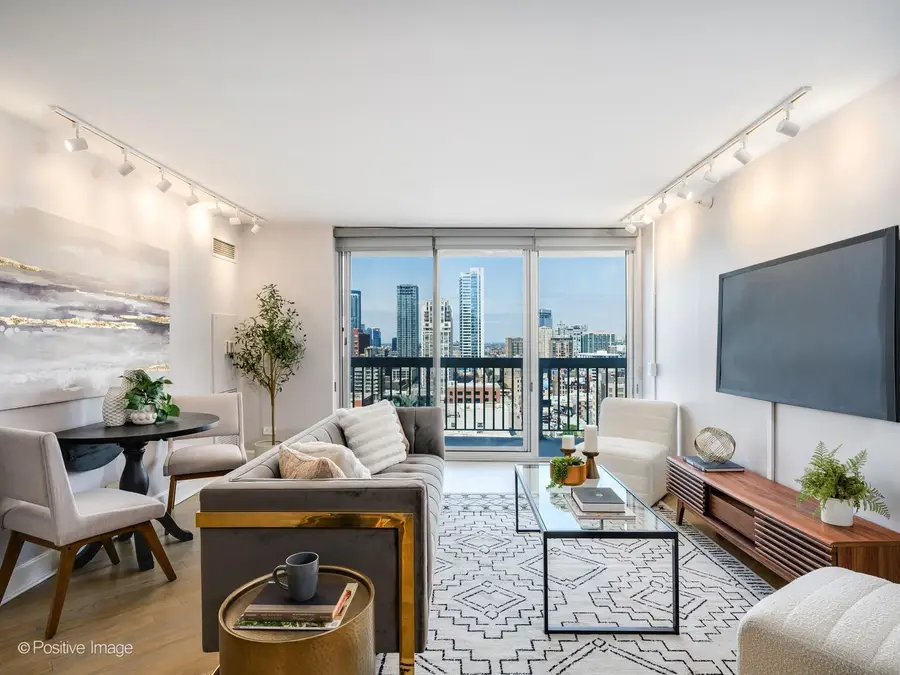 545 N Dearborn Street #W1911, Chicago, IL 60654 - #2