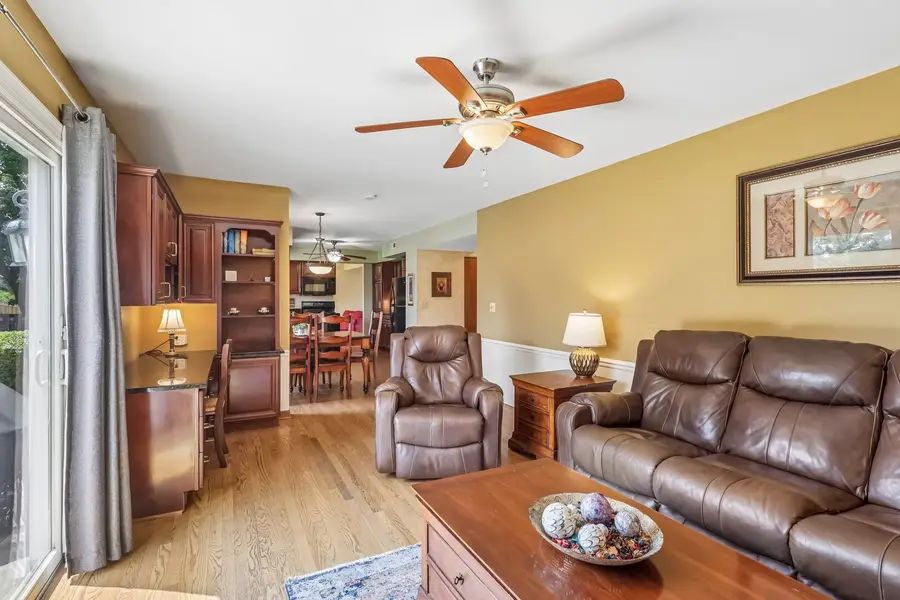 620 Waterford Drive, Lake Zurich, IL 60047 - #3