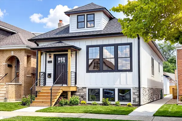 3625 N Nora Avenue, Chicago, IL 60634