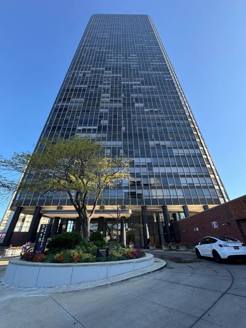 5415 N Sheridan Road #812, Chicago, IL 60640 - #1