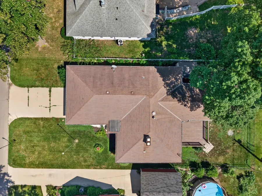 802 Adams Street, Ottawa, IL 61350 - #3