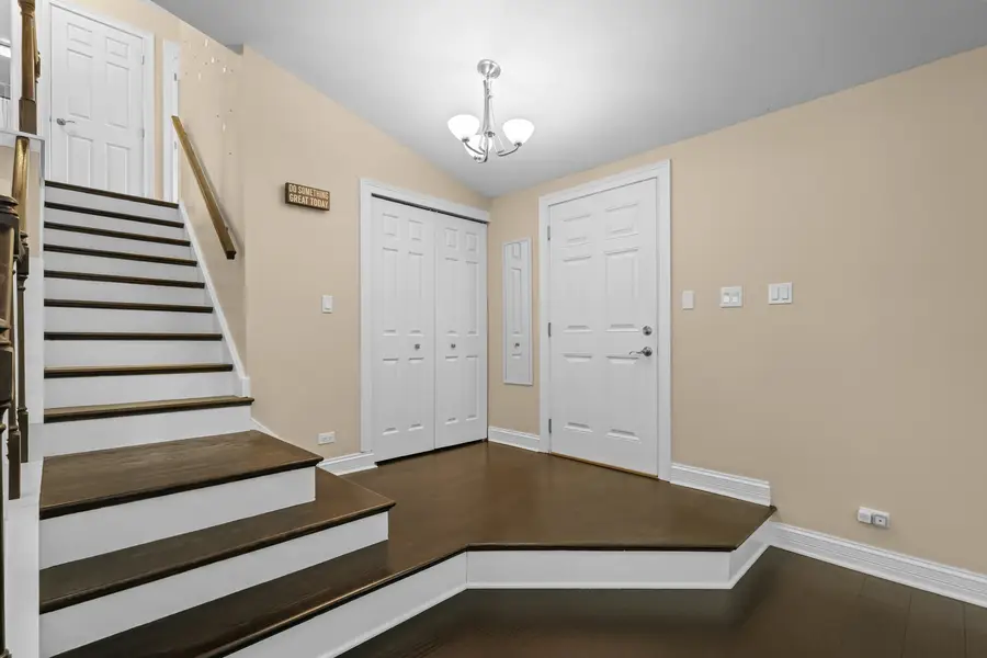 1316 W Meade Lane, Arlington Heights, IL 60004 - #3