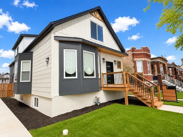 2222 Highland Avenue, Berwyn, IL 60402