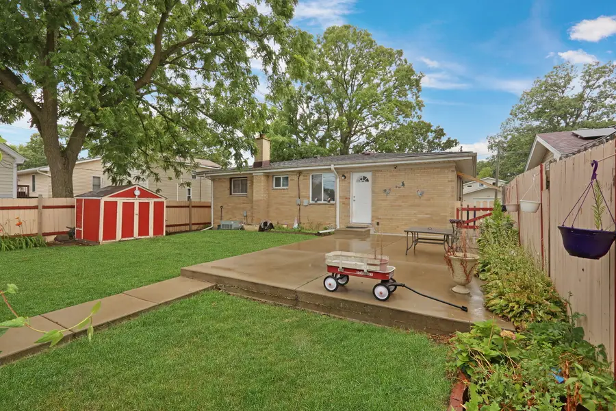 1627 Greenfield Avenue, North Chicago, IL 60064 - #2