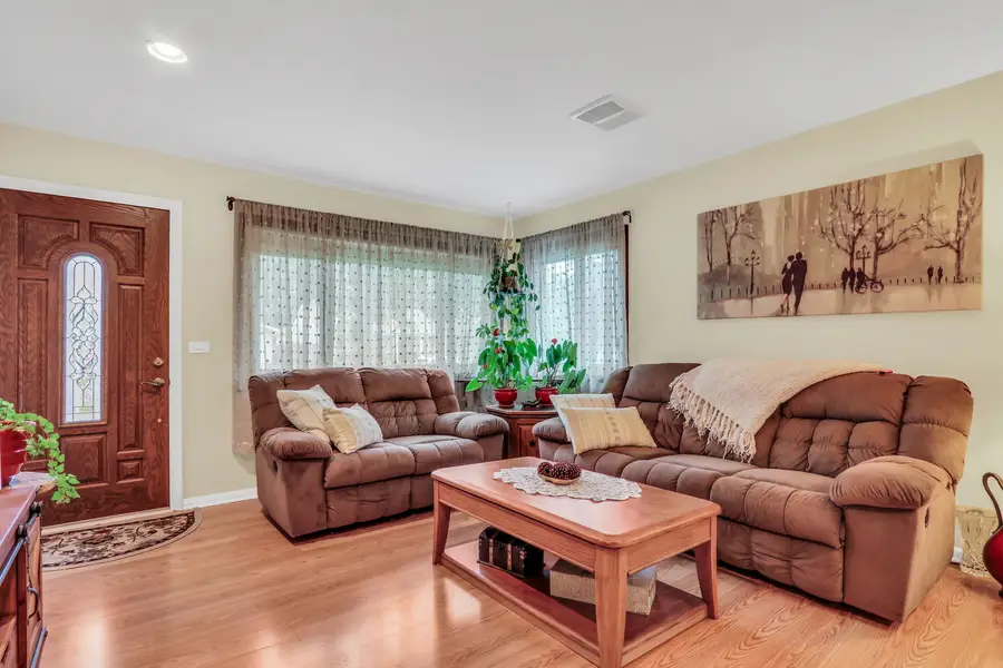 1627 Greenfield Avenue, North Chicago, IL 60064 - #3
