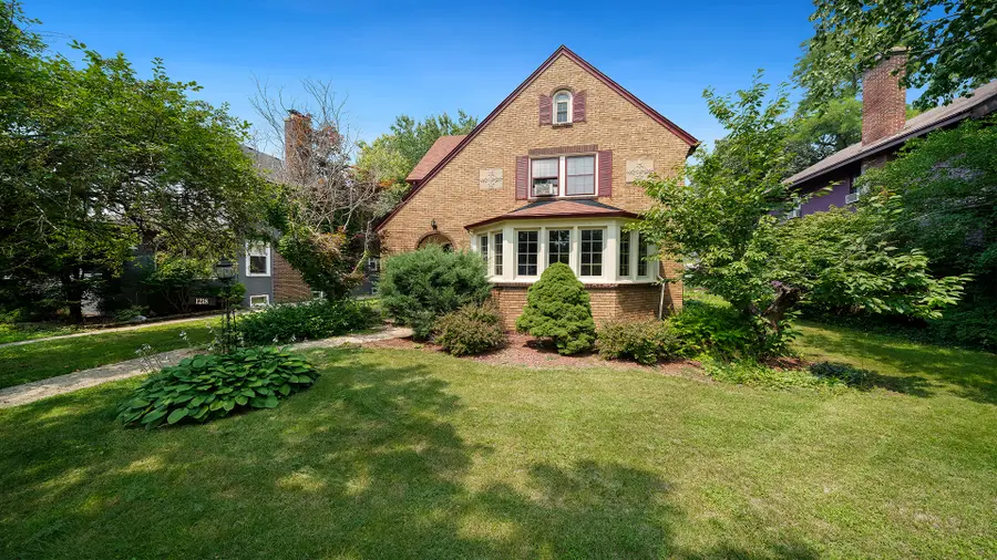 1218 Harlem Boulevard, Rockford, IL 61103 - #2